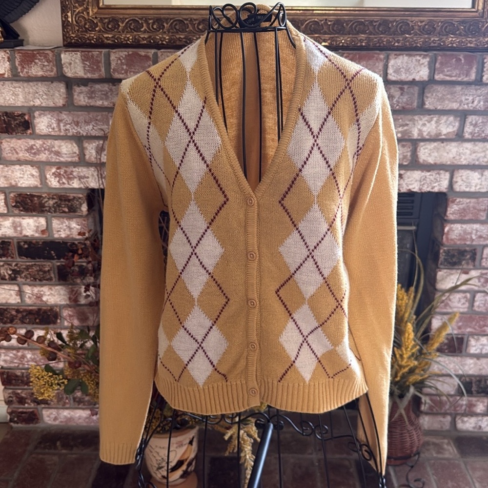 Love Tree Argyle Cardigan Sweater